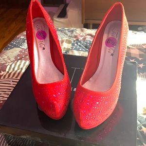 Red shows with rhyme stones. Never used